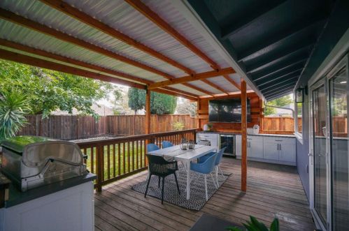 1317 Hibiscus Way, Livermore CA  94551-1315 exterior