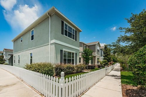 11229 Winthrop Lake Dr, Riverview, FL 33578-4676