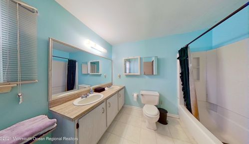 13 Maynard Dr, Erial NJ  08081-2305 exterior