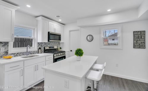 839 Lynnwood Ave, Bricktown NJ  08723-5253 exterior