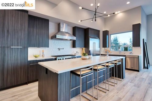 1550 Grand View Dr, Berkeley, CA 94705-1636