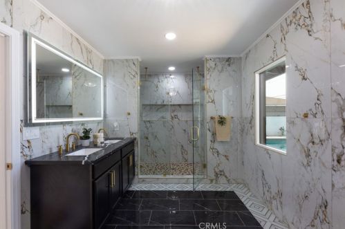 3841 Pacific Ave, Long Beach CA  90807-3227 exterior