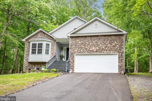 713 Eastover Pkwy, Locust Grove VA  22508-5219 exterior