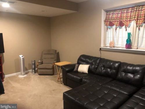 4106 Sophia Ln, Boothwyn PA  19061-2806 exterior