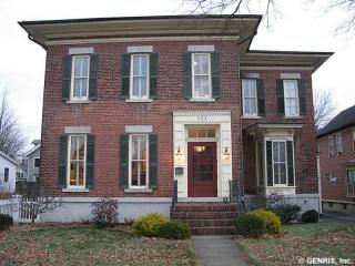 121 Main St, Canandaigua, NY 14424-1224