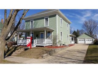 115 Sales St, Fairview, IA 52205-1712