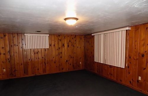 493 Toledo Dr, New Kensington PA  15068-3358 exterior