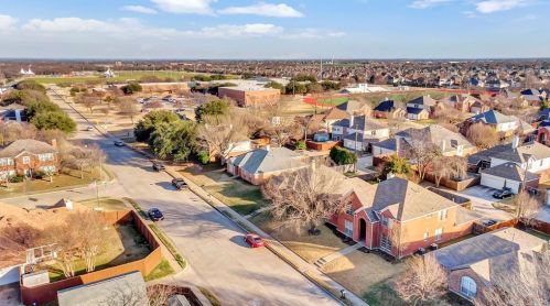 1432 Rivercrest Blvd, Allen TX  75002-2900 exterior