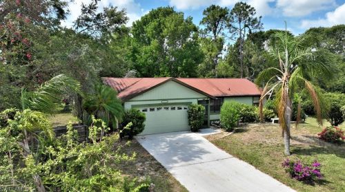 3003 20th St, Lehigh Acres, FL 33976-3681