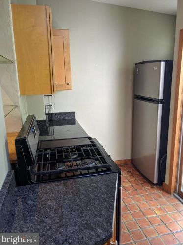 724 Bodine St, Philadelphia PA  19123-2914 exterior