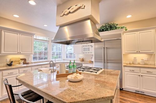 2880 Vista Del Valle, Morgan Hill CA  95037-3952 exterior