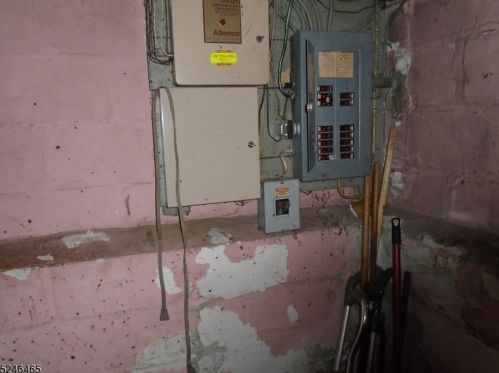 78 Fairmount Ter, East Orange NJ  07018-2355 exterior