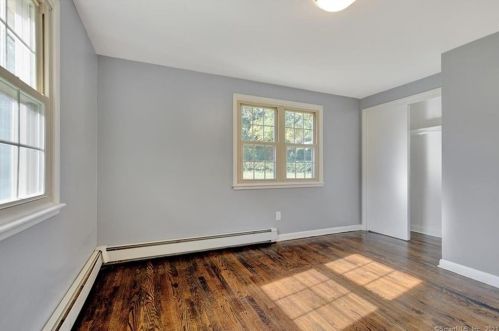 1300 Spindle Hill Rd, Waterbury CT  06716-1223 exterior