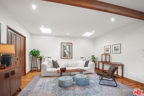 19512 Lookout Trl, Topanga, CA 90290-3144