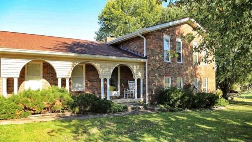 558 Springhill Rd, Danville, KY 40422-1077
