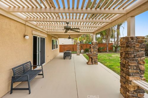 42089 Delmonte St, Temecula CA  92591-7921 exterior