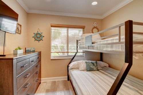 2786 Dunlin Rd, Delray Beach FL  33444-1008 exterior