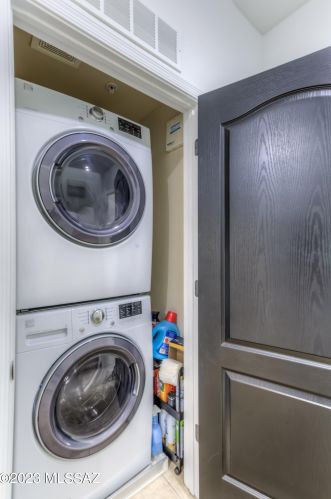 2406 Blue Diamond Dr, Tucson AZ  85718-6691 exterior