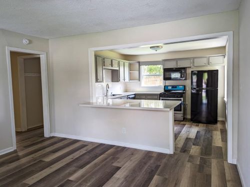 7402 Evie Ln, Deer Park, TX 77536-6038