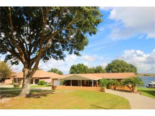 5683 Old Berkley Rd, Auburndale, FL 33823-8358
