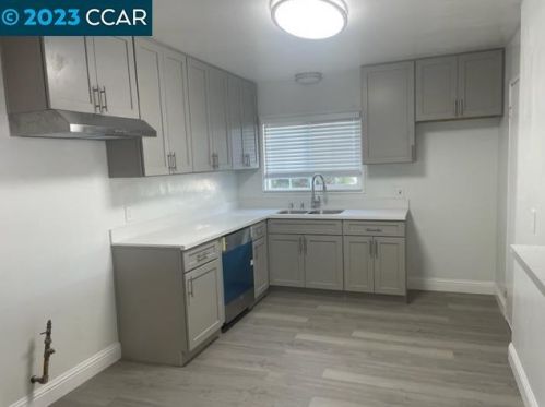 9873 Elmar Ave, Oakland, CA 94603-2839