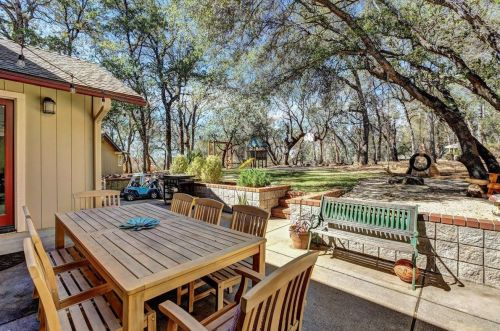 17790 Hitch Ct, Lake Wildwood CA  95946-9648 exterior