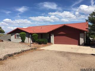 897 Crestwood Ln, Kingman, AZ 86409-2985