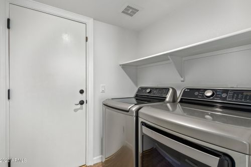 1810 Tremaine Ave, Gilbert AZ 85234-7612 exterior