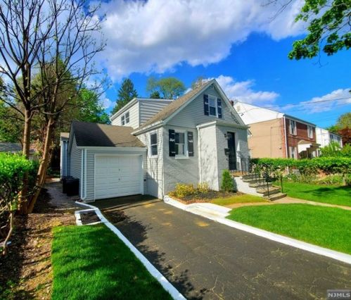 288 Larch Ave, Dumont, NJ 07628-1300