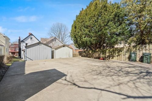 430 8th St, Oakmont PA  15139-1321 exterior