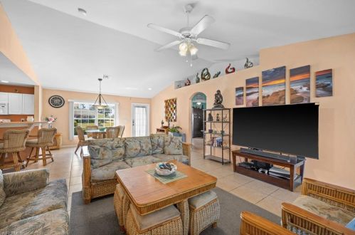 2918 44 St, Lehigh Acres FL 33976-4758 exterior