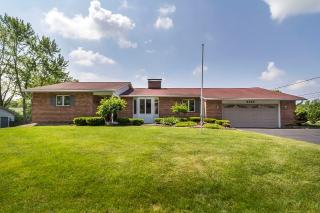 6123 Sedgwick Rd, Columbus, OH 43235-3318