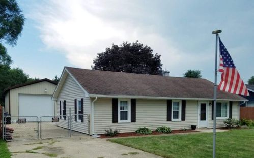 1815 Mckinley Ave, Mishawaka, IN 46545-7207