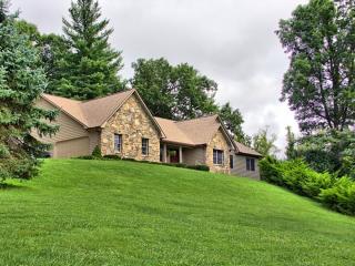 2001 Fruitland Rd, Hendersonville NC  28792-0252 exterior