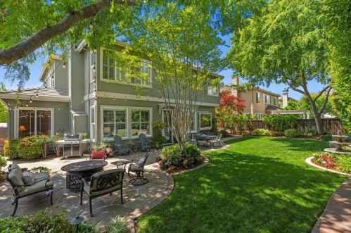 18360 San Antonio Dr, Morgan Hill, CA 95037-2937