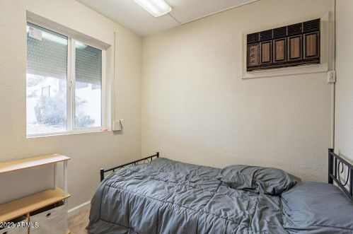 13229 8th Ave, Phoenix AZ  85029-1808 exterior