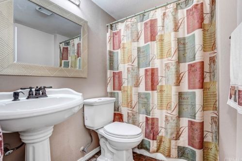 1104 Teakwood Ave, Rialto CA  92376-8754 exterior