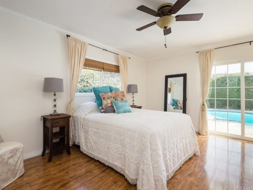 14608 Fonthill Ave, Hawthorne CA  90250-8460 exterior