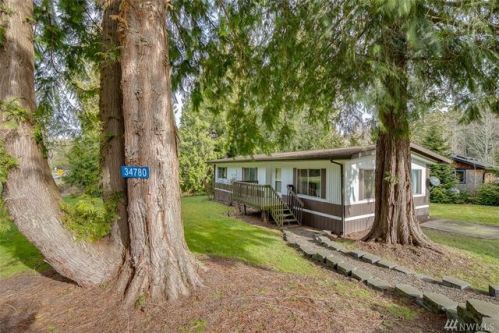34780 Hood Canal Dr, Eglon, WA 98346-9744