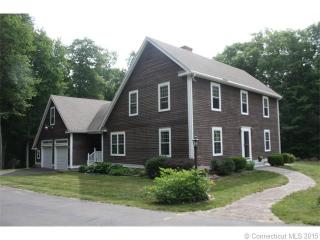 27 Lisa Ln, W Willington, CT 06279-2241