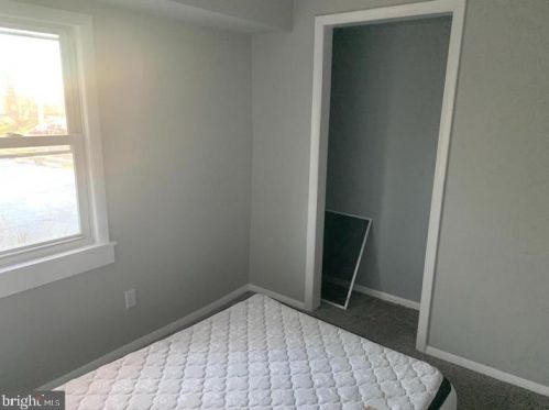 27 Wood St, West Deptford NJ  08066-1444 exterior