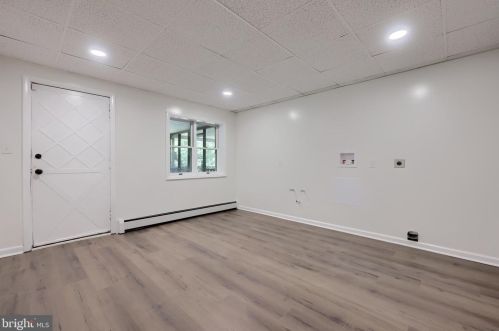 3450 Fishing Crk Vly Rd, Harrisburg PA 17112-9627 exterior