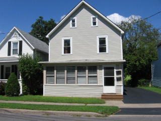 35 Johnson Ave, Plattsburgh, NY 12901-3701