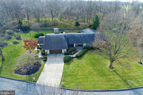 336 Jopa Rd, Upton, PA 17225-1114