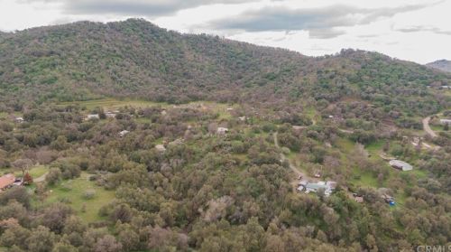 46468 Chuckwagon Rd, Orange Cove CA  93675-9612 exterior