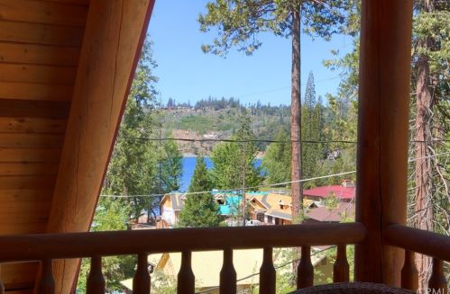 39667 Idylwild, Bass Lake CA  93604-9707 exterior