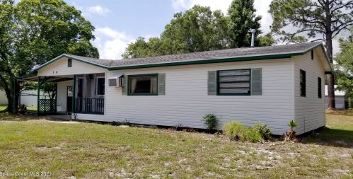 3767 Church St, Sebastian, FL 32976-2919