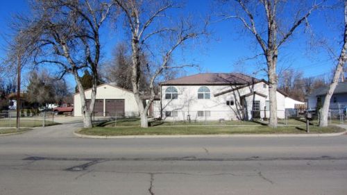 415 5th St, Sheridan, WY 82801-3116