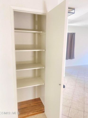 1290 Parkhurst St, Simi Valley CA 93065-4444 exterior