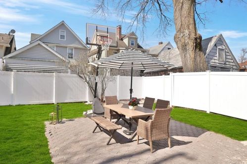 14 Ellenton Ave, New Rochelle NY  10801-1906 exterior